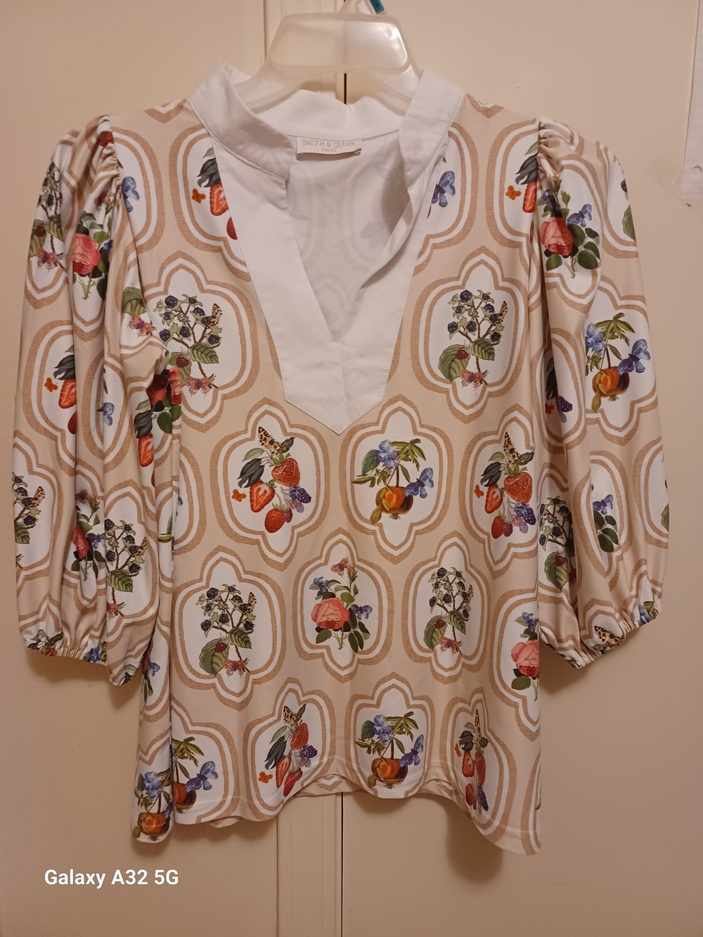 Cream Floral & Fruit V-Neck Puff-Sleeve Blouse